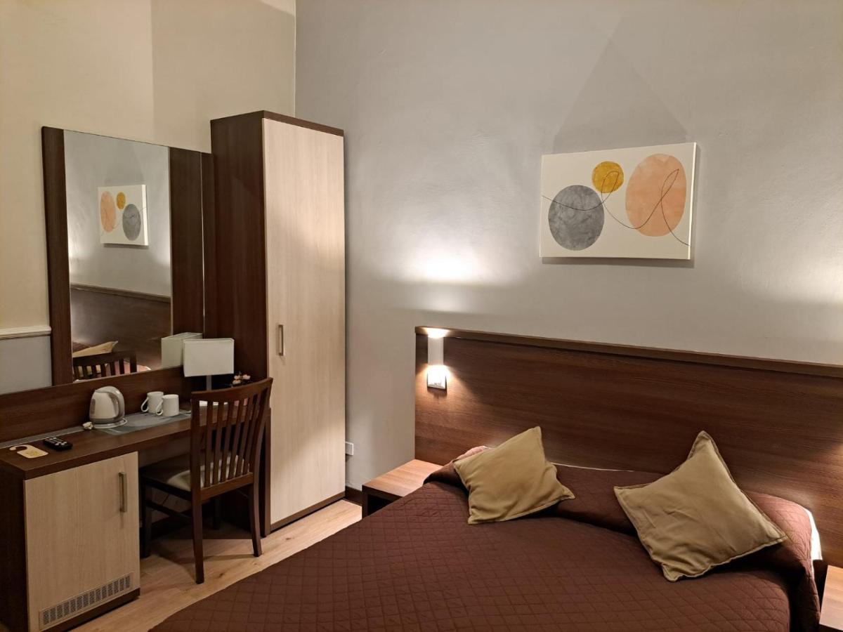 Hotel Leone Rzym Zewnętrze zdjęcie